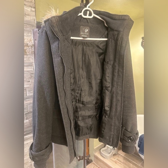 Jacket - Picture 2 of 5